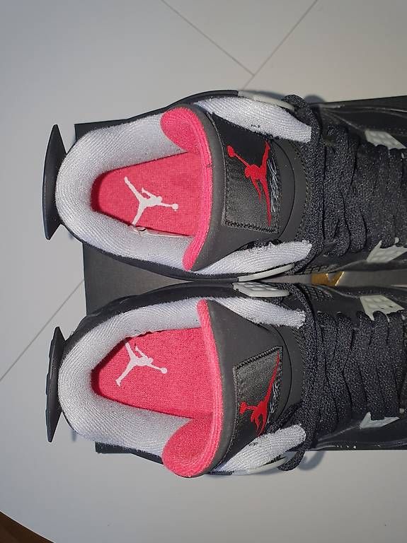 Scarpe da uomo: Nike Air Jordan 4 "Black Cement" 2012 Grösse 45 – Usato da Windisch venduto da Xabeba 3