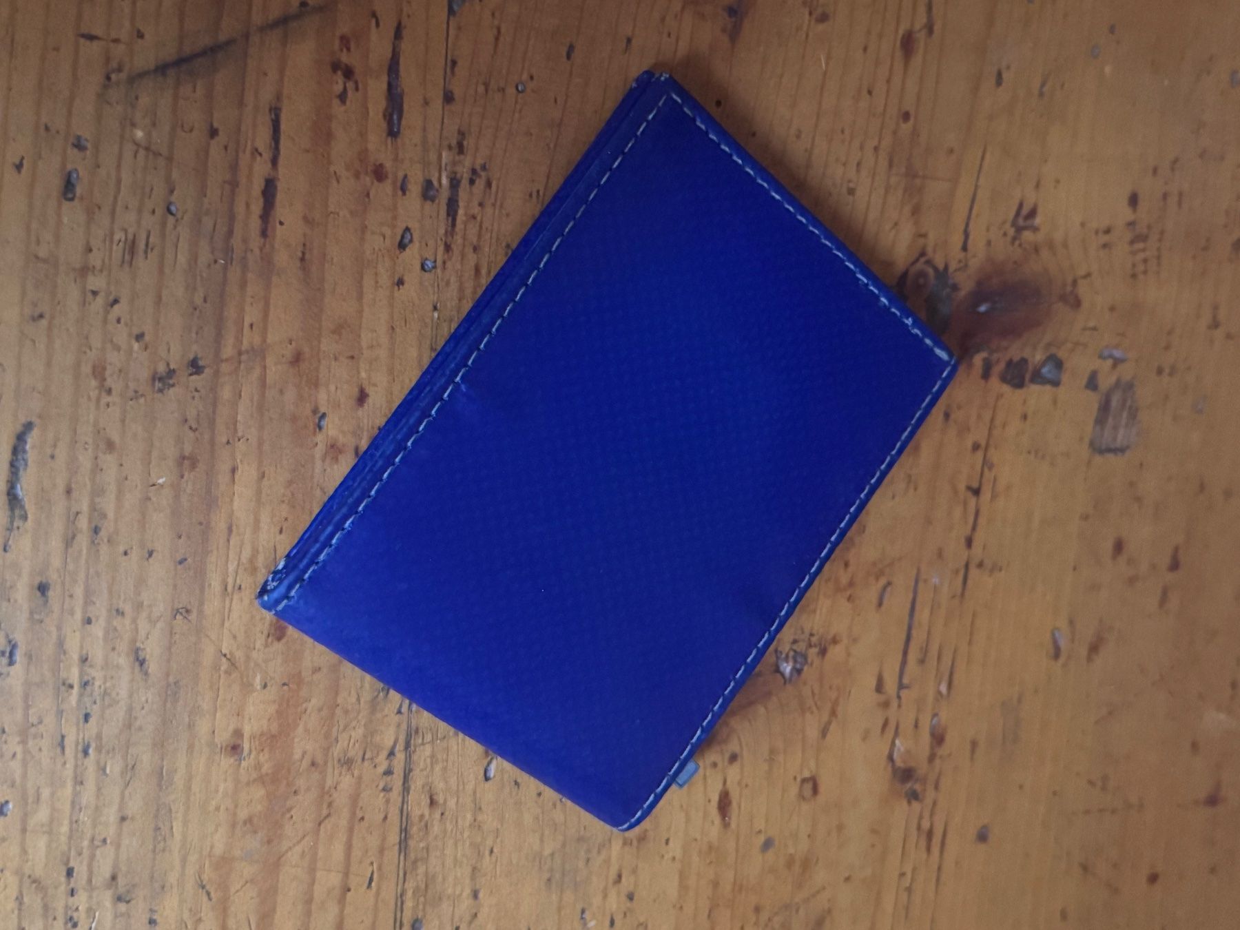 Freitag Portefeuilles: Freitag R709 Schurich – Neuf (Voir description) à Arsiè par Marydema76 1