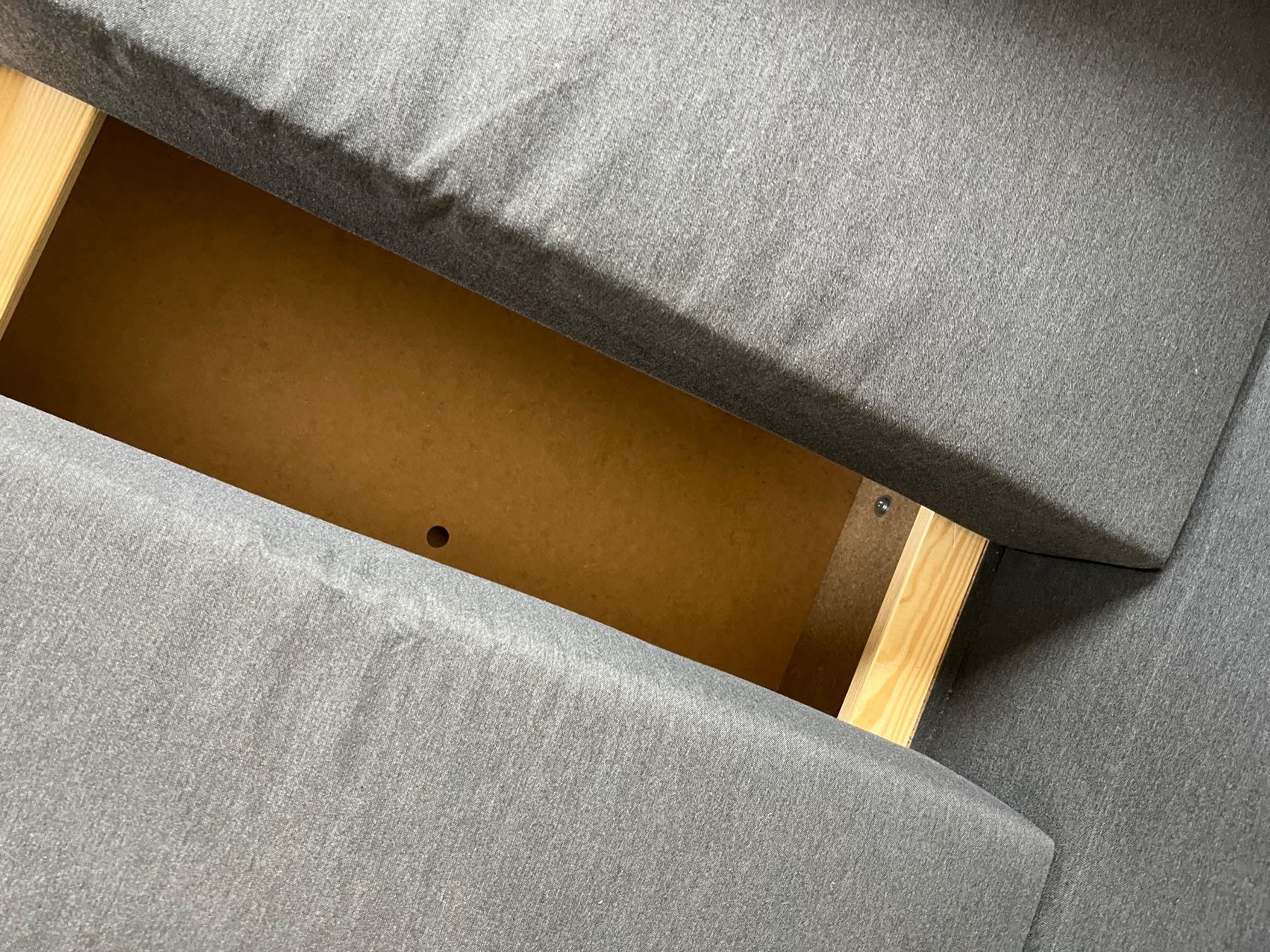 Sofas: Bettsofa mit Stauraum – Gebraucht aus Schlieren von Sneakerdino 3