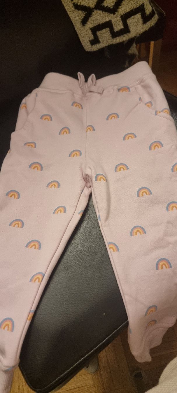 Pantaloni: Süsse Mädchen Jogginghose, Grösse 98, mit Regenbogen – Nuovo (secondo la descrizione) da Rupperswil venduto da greenangel4 1