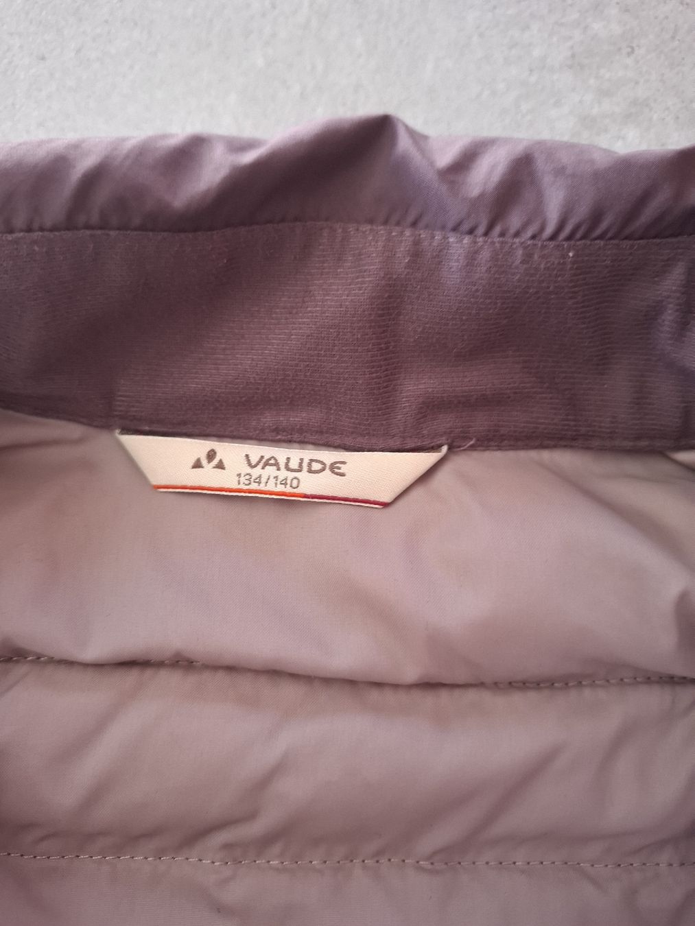 Vaude Giacche & Cappotti: Jolie veste Vaude, 134-140 – Nuovo (secondo la descrizione) da Tramelan venduto da yok-yok 3