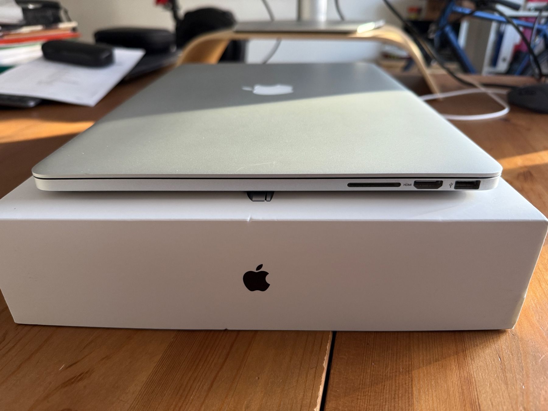 Apple Notebook: MacBook Pro 15-inch 512GB – Usato da Basel venduto da iSwissFox 3