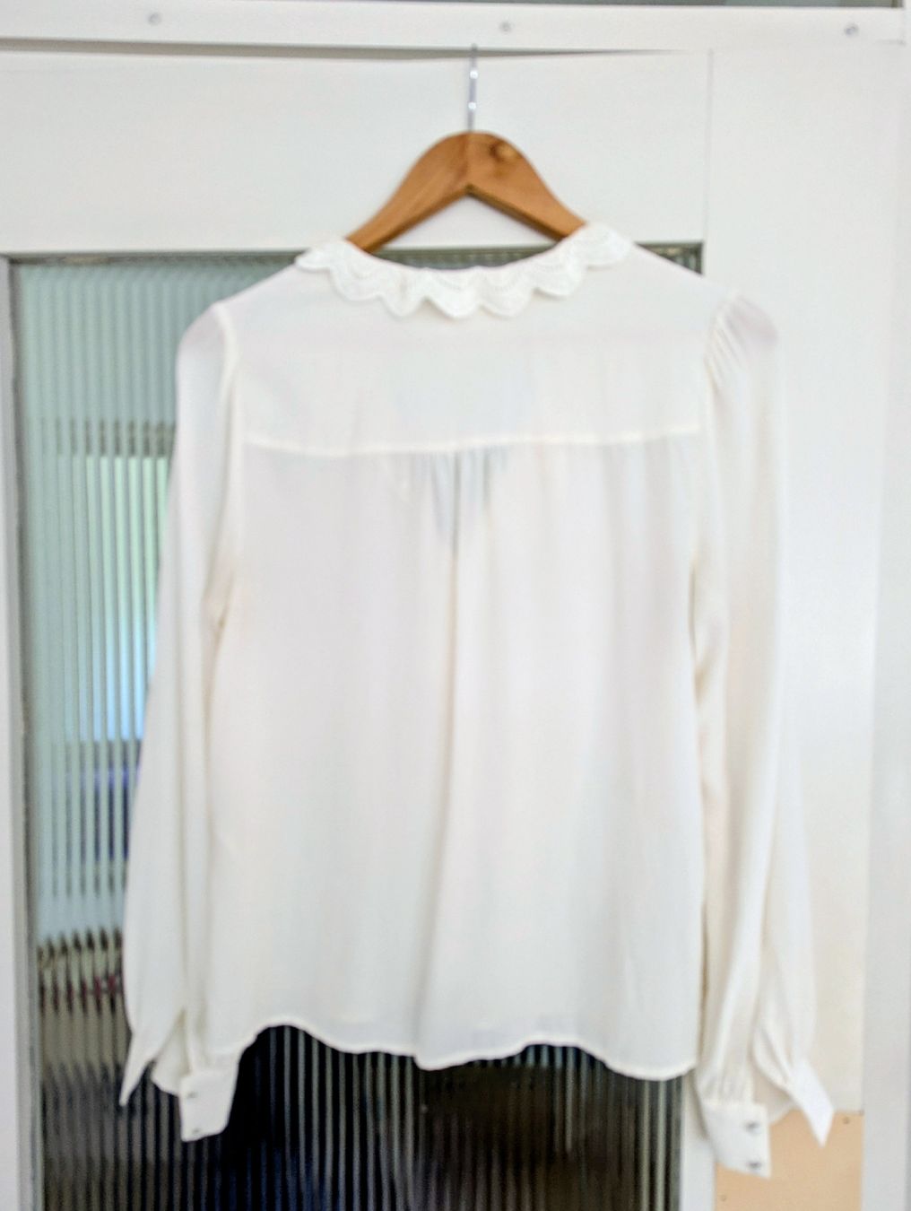 Sezane Blusen: Seidenbluse von Sezane – Gebraucht aus Zürich von lpoirier83 2