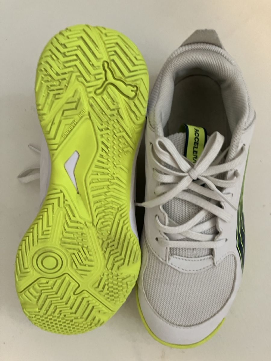 Puma Scarpe per ragazzi: Puma Accelerate HallenTurnschuhe, 37! – Usato da Olten venduto da uhluh 4