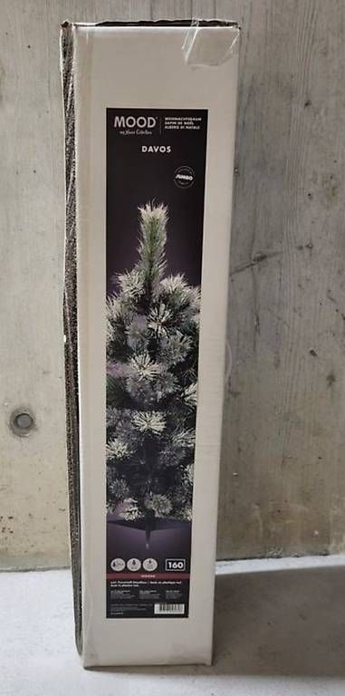 Tutte le decorazioni: Mood - Weihnachtsbaum mit Kunstschnee – Usato da Winkel venduto da aivahmolina 1