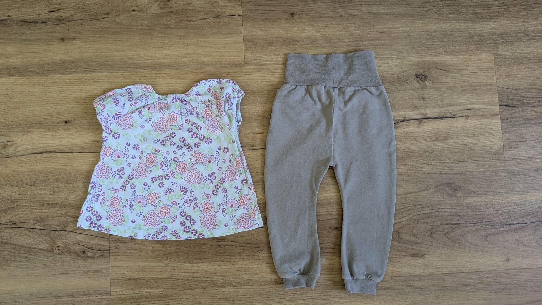 Kleiderpakete & -sets: Mädchen Kleiderset – Gebraucht aus Bäretswil von Ober-Land 7