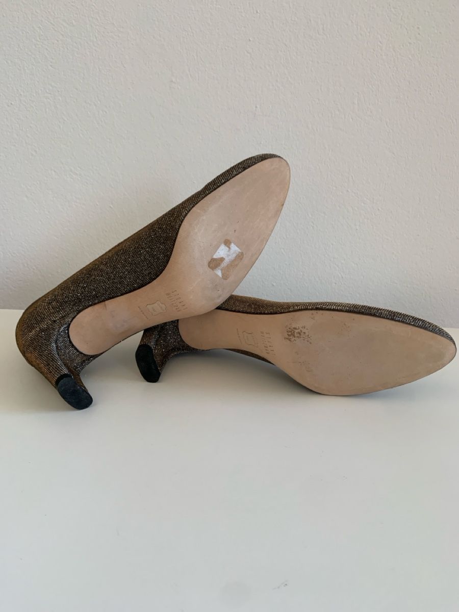 Stuart Weitzman Scarpe da donna: Stuart Weitzman: Chicer Pumps, Lurex, Glitzer, silbergrau 37 – Nuovo (secondo la descrizione) da Luzern venduto da designluzern 6