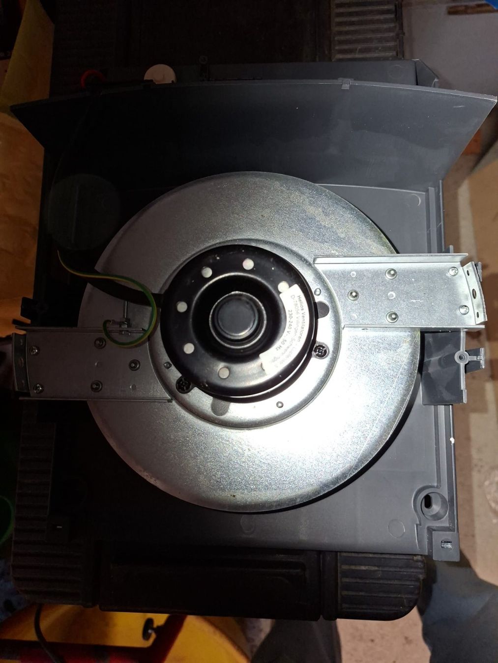 Ventilatori: Helios AV 125 Aussenluftwand-Abluftventilator – Nuovo (secondo la descrizione) da Trimmis venduto da fro_q6c8 3