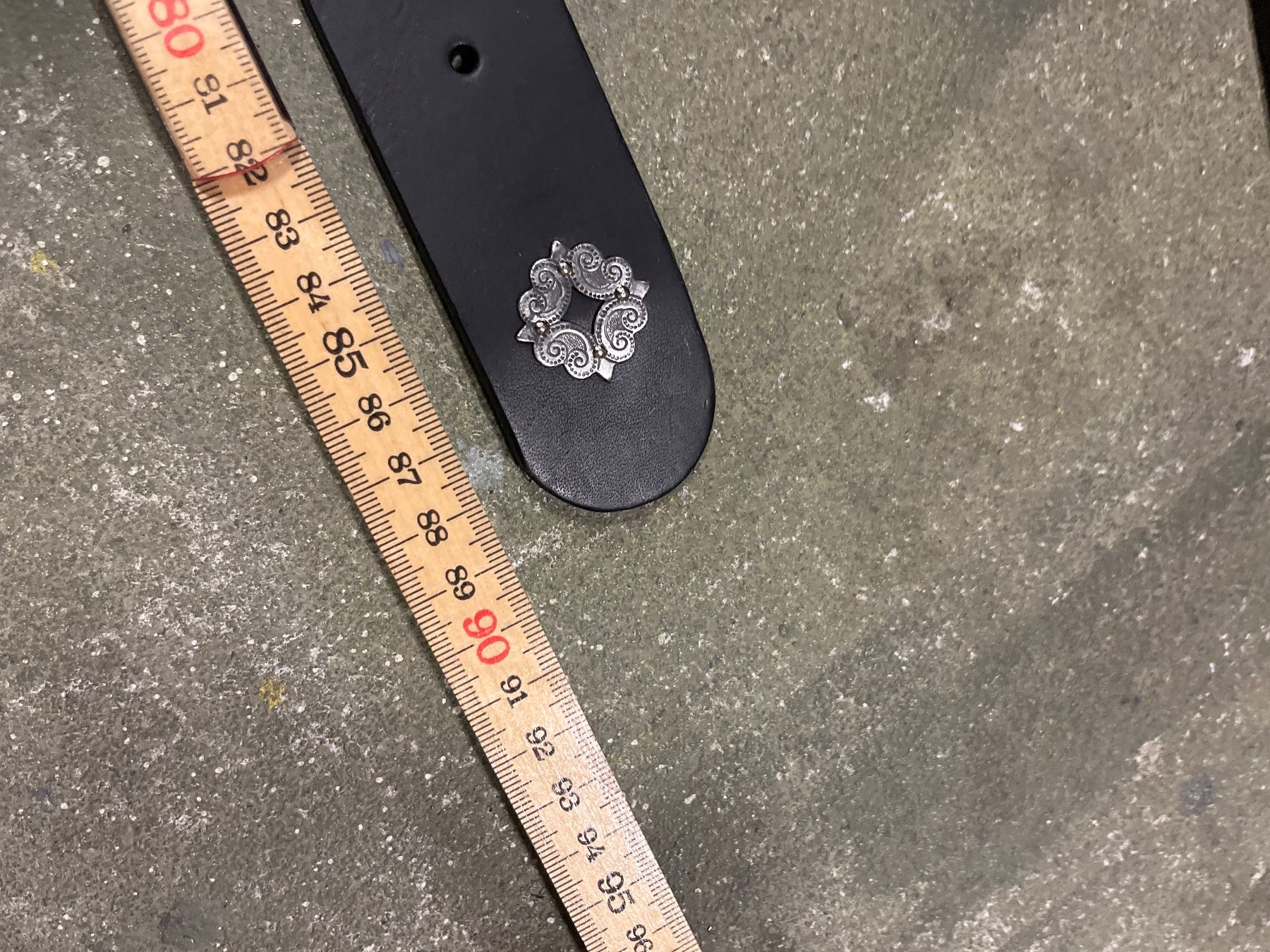 Gürtel: Chüeligurt Kuhgurt Leder 90cm – Neu und originalverpackt aus Bern von fotolog111 2