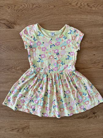 Sommerliches Mädchen Kleid/ Röckli Grösse 110