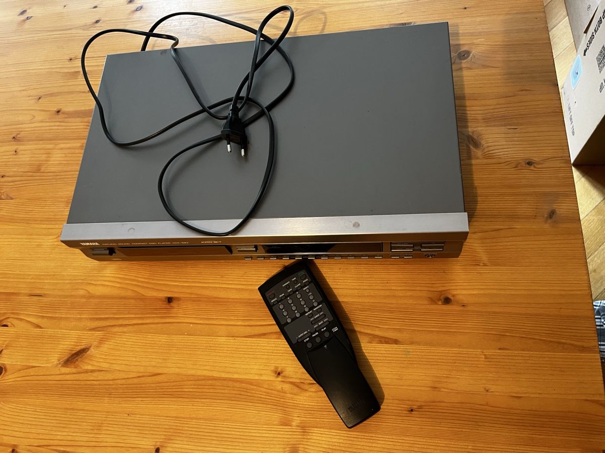 Yamaha Sistemi audio & multimediali: Yamaha CD-Spieler CDX-593 – Usato da Bern venduto da Romingerre 3