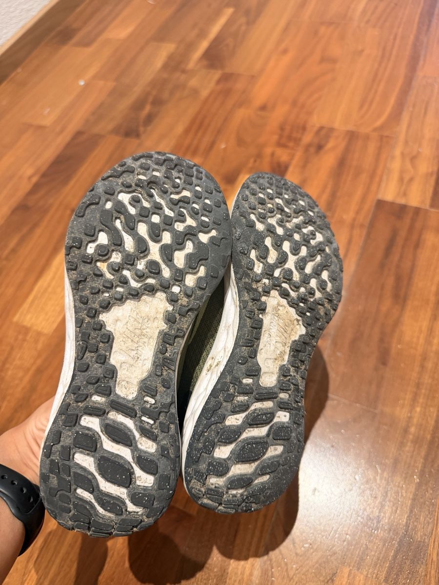 Nike Scarpe per ragazzi: Kinder Turnschuhe, Gr. 29.5 – Usato da Adliswil venduto da Marylu001 1