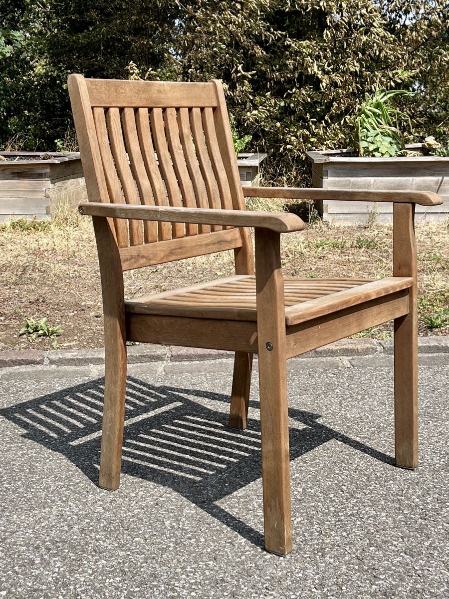 Set de table et chaises: Gartentisch mit 6 Stühlen – D'occasion à Buchs AG par chreiebaum 7