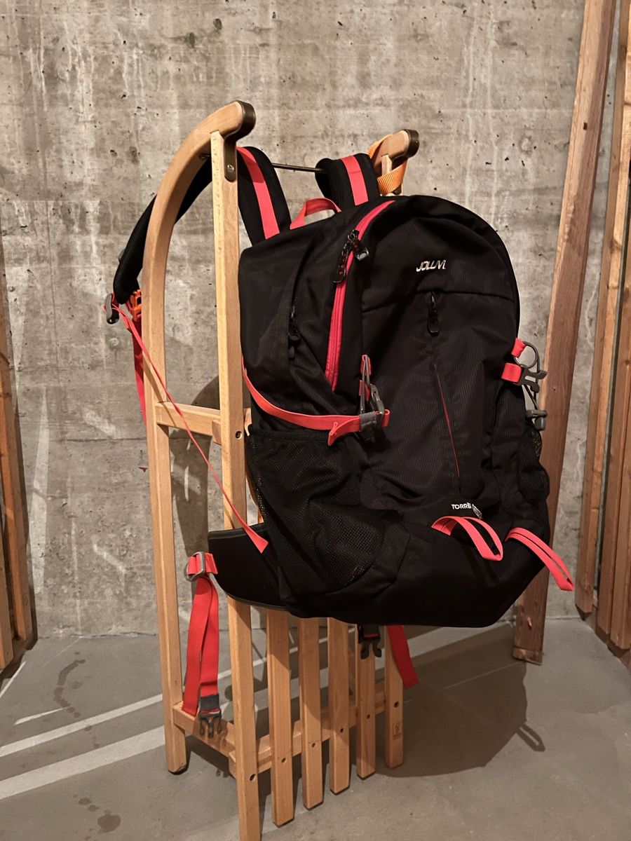 Zaini: Backpack – Usato da Zürich venduto da den_df8w 1