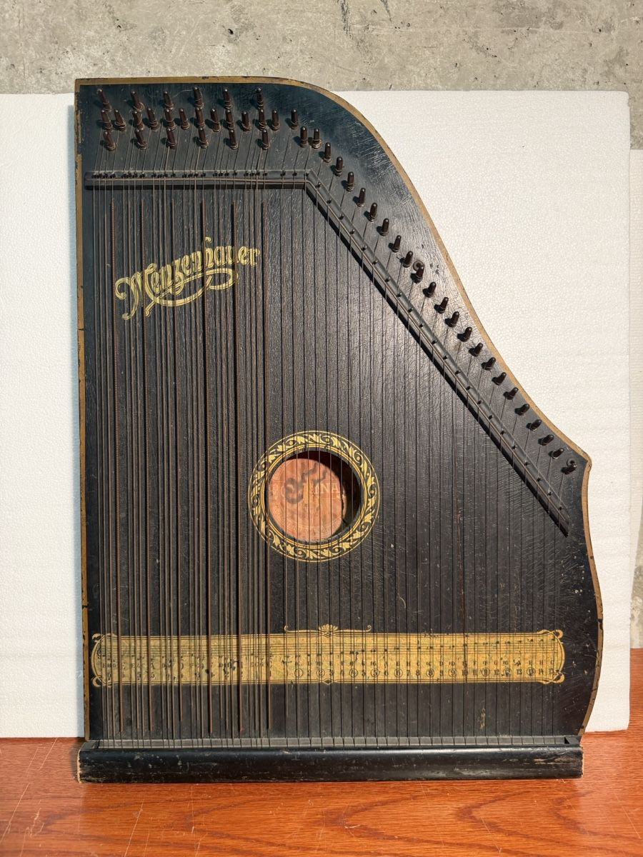 Strumenti musicali: Antique Concert Zither – Usato da Lausanne venduto da artnouveau04