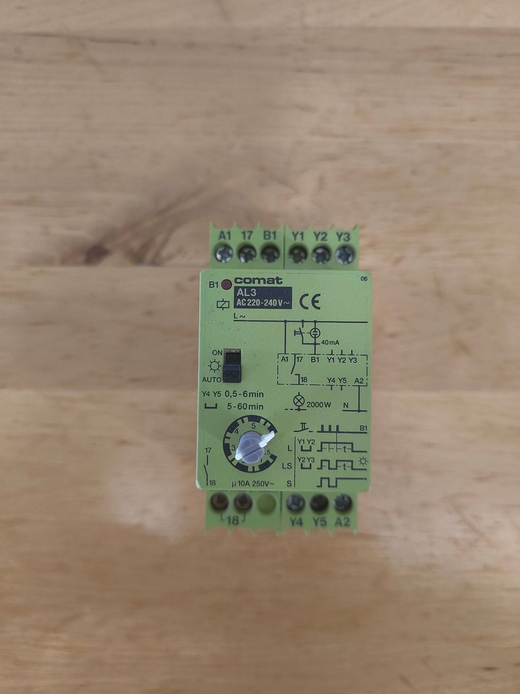 Elektronikbauteile: Treppenlichtautomat Comat AL3 230V – Gebraucht aus Emmenbrücke von BlSi 1
