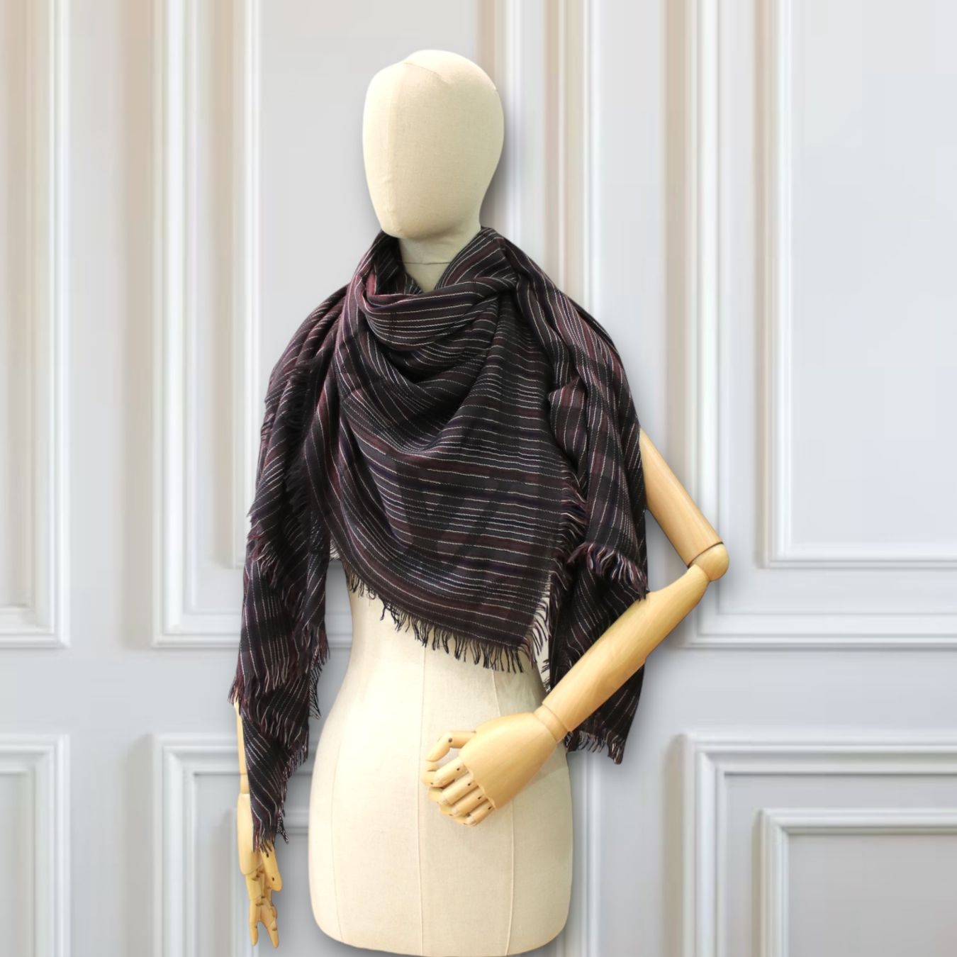 Louis Vuitton Foulards, Tücher & Schals: Louis Vuitton Karakoram Stola – Gebraucht aus Binningen von Designerlabels 1