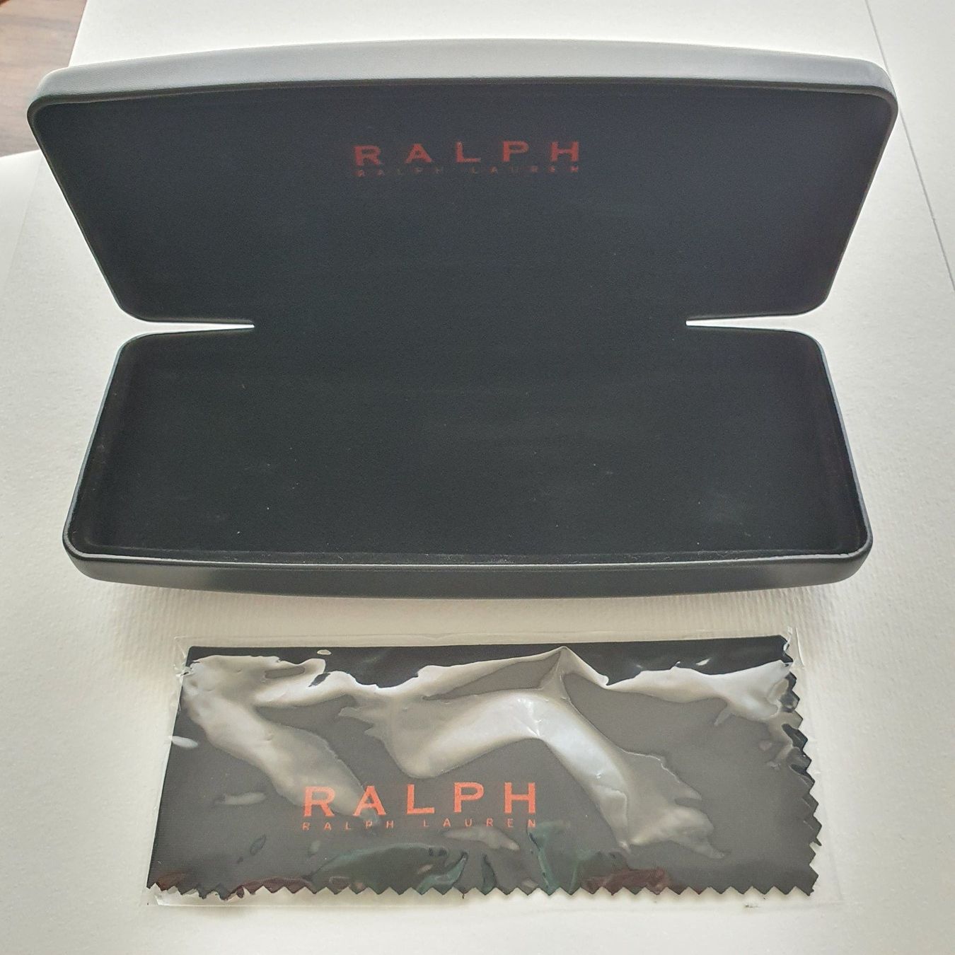 Ralph Lauren Altro in  Abbigliamento & Accessori: Ralph Lauren Brillenetui + Brillentuch – Nuovo (secondo la descrizione) da Weiach venduto da sim_8s27 4