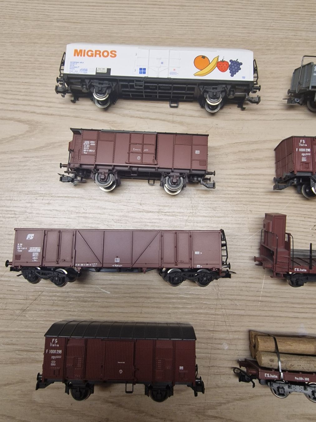 Rivarossi Modellini di ferrovie: Eisenbahn Güterwagen Rivarossi HO  – Usato da Herzogenbuchsee venduto da ioa_zcm6 3