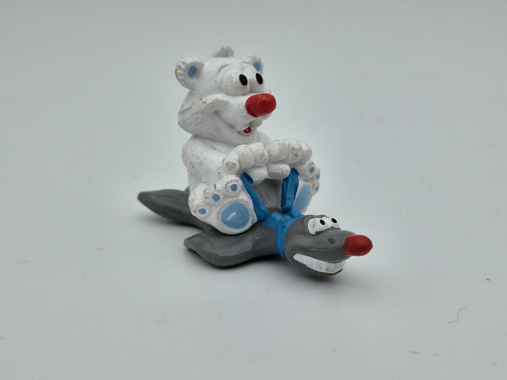 Spielzeuge: Zweifel Chips Figur Cool Teddies Eisbär auf Robbe  – Gebraucht aus Oberneunforn von inf_hs8z
