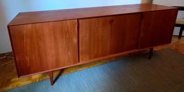 Rosengren Hansen Teak Sideboard – Brande Møbelindustri