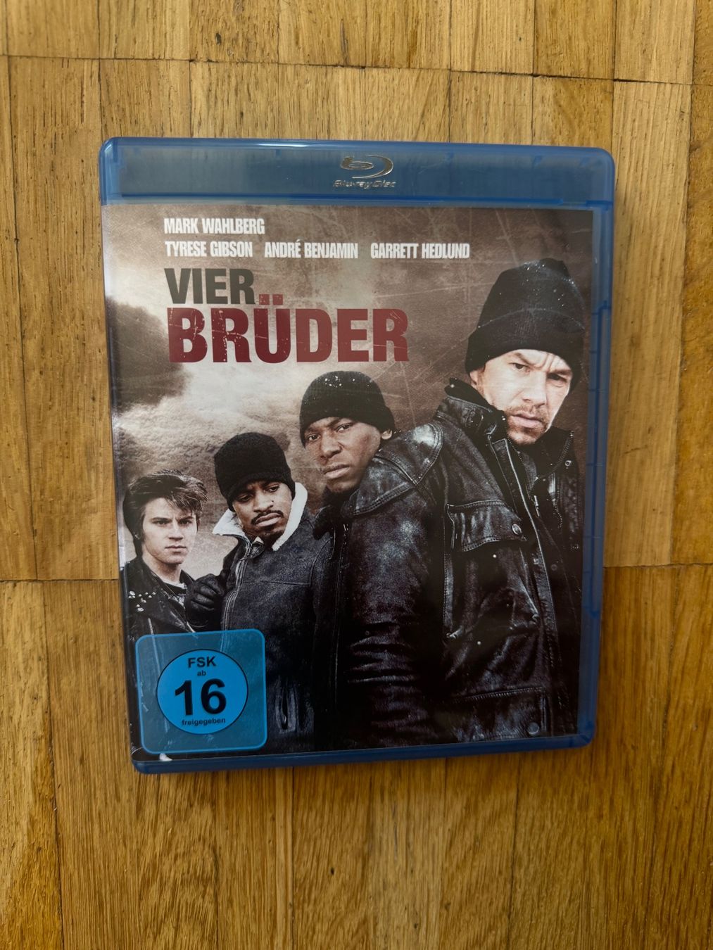 Tous les DVDs: VIER BRÜDER. (BLU-RAY) – D'occasion à Basel par san_2qlq
