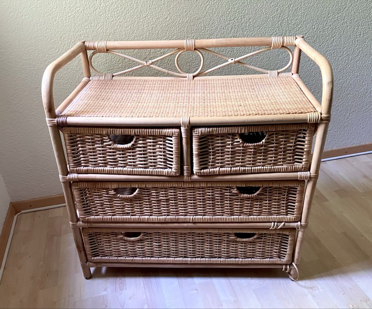 Cassettiere: Rattan Kommode mit Schubladen – Usato da Bremgarten AG venduto da merlindimi 4