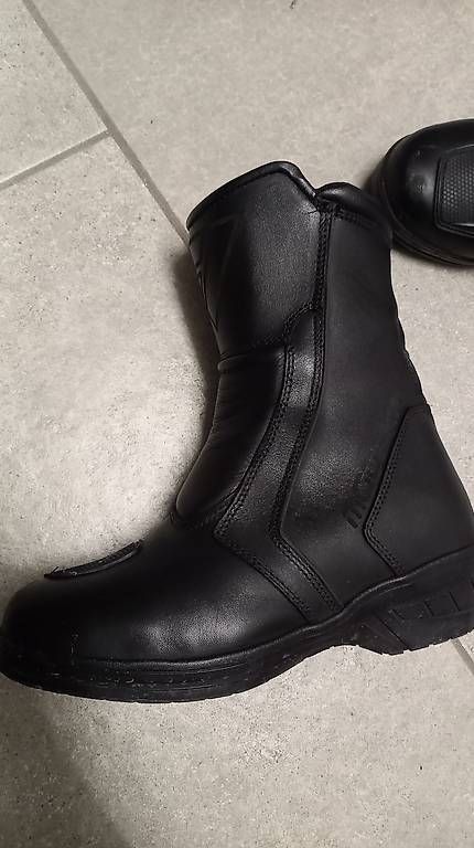 Scarpe da donna: Modeka Damen Motorradstiefel – Nuovo (secondo la descrizione) da Hägglingen venduto da sab_9mpp