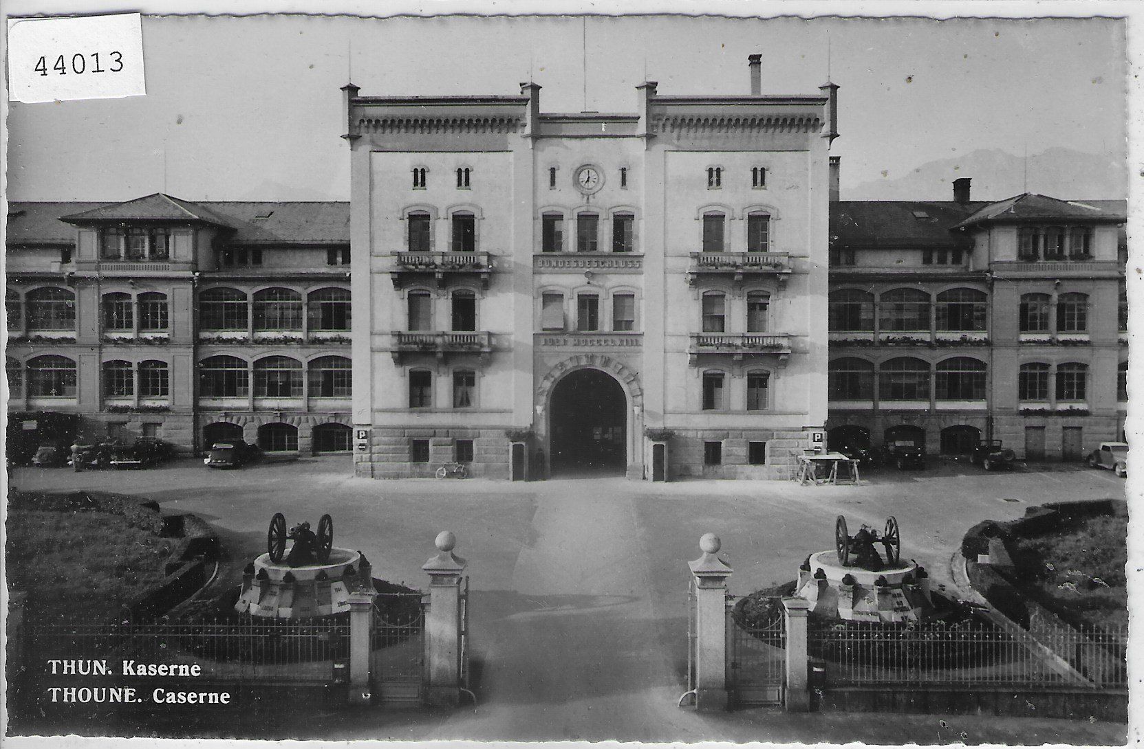 Cartoline postali: Thun - Kaserne - Thoune - Caserne – Usato da Ettingen venduto da Kartenplanet