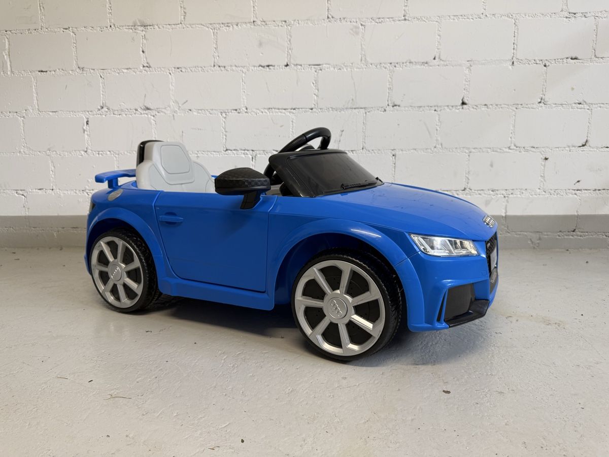 Veicoli per bambini: Audi TT RS Elektroauto mit Fernbedienung – Nuovo (secondo la descrizione) da Richenthal venduto da Megilein95 1