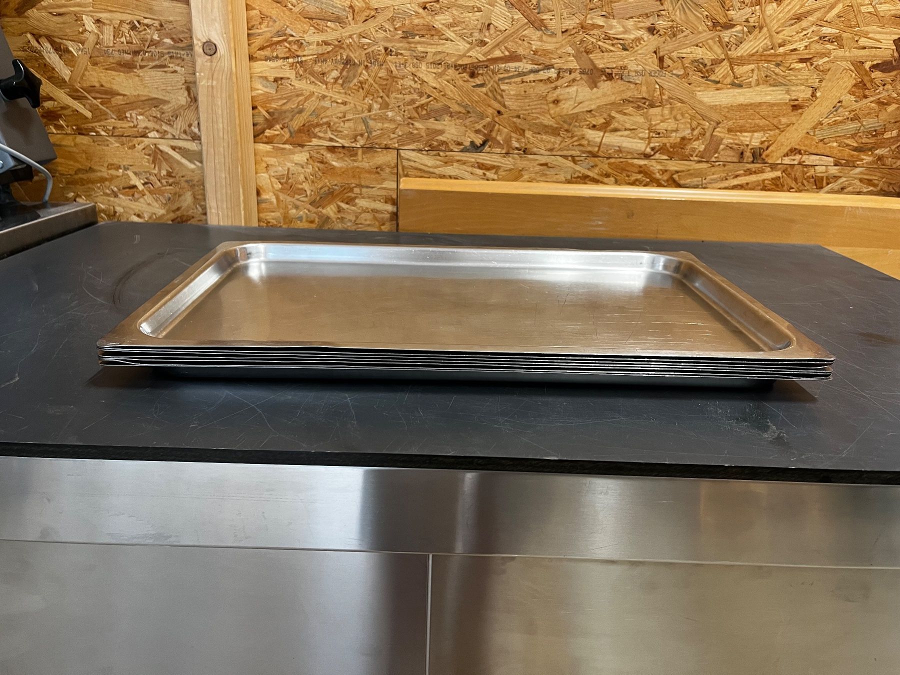 Küchengeräte: 7 x 1/1 GN flach, robust – Gebraucht aus Dittingen von Cervolino77 3