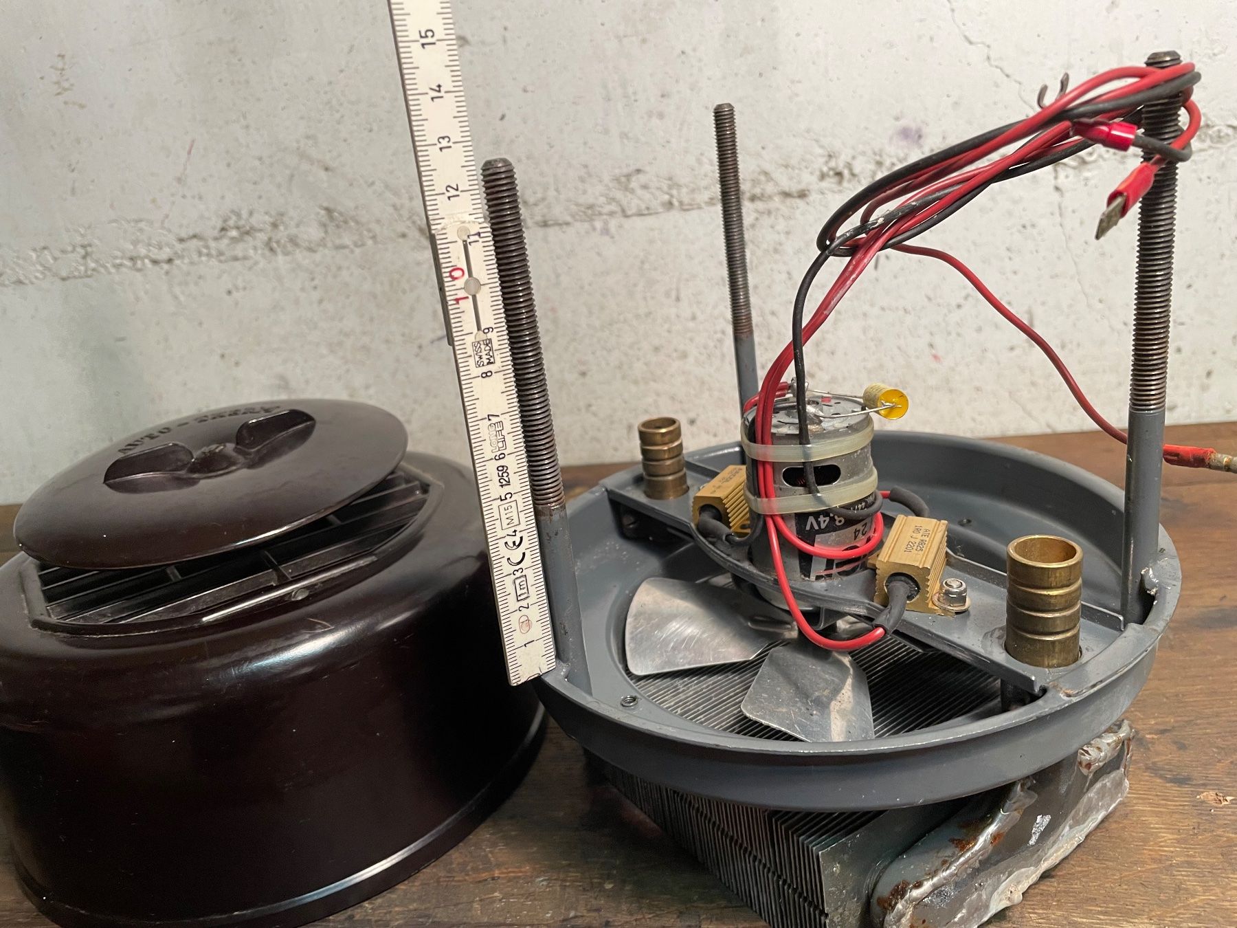 Tutti pezzi di ricambio auto: Ancien chauffage additionnel Auto-Therm pour oldtimer – Difettoso da Les Acacias venduto da Lynncia 3