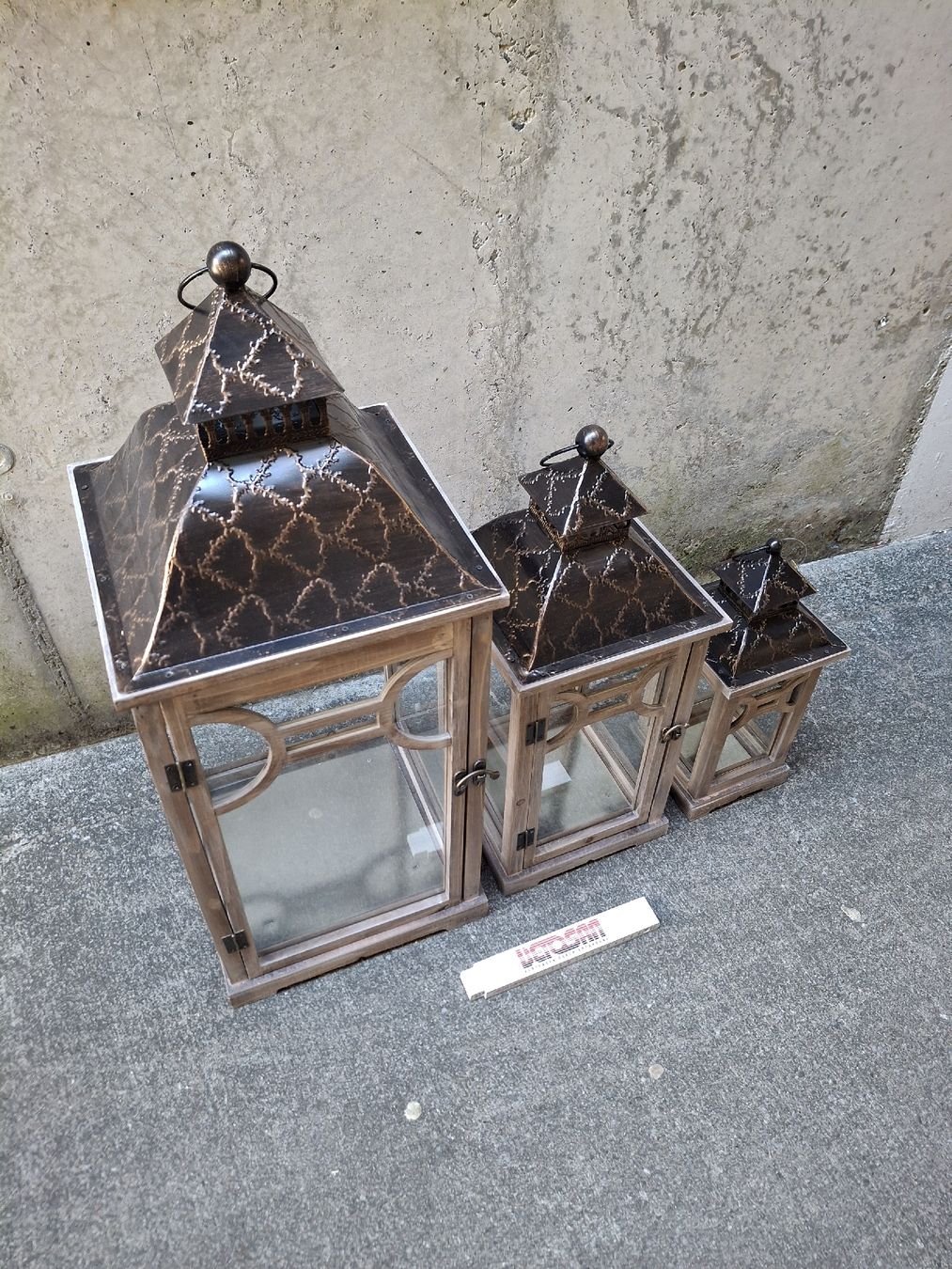 Lanterne: 3er Set wunderschöne Laternen/Windlicht, Holz, neuwertig – Nuovo (secondo la descrizione) da Fislisbach venduto da HurtiBrocki 1