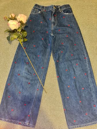 Amazing "red heart" jeans 9-10 years - 140cm
