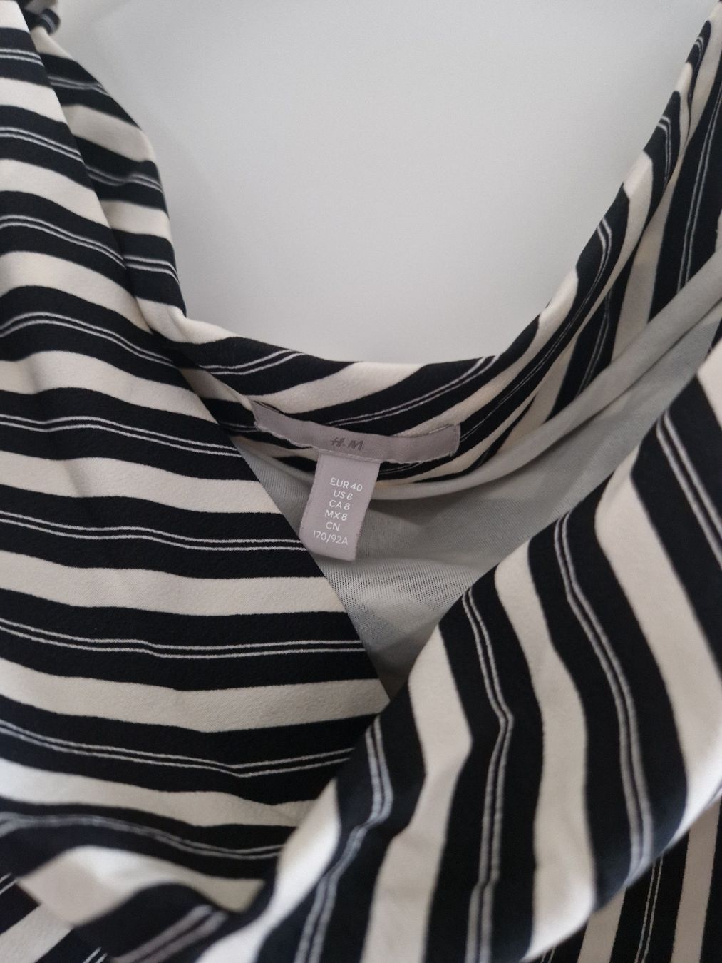 H&M Kleider: Elegantes Kleid gestreift, H&M – Neu (gemäss Beschreibung) aus Wil SG von an_ka 2