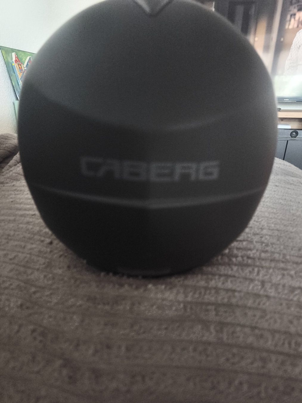 Caschi & visiere: Caberg Riviera V4 Motorcycle Helmet NEW – Nuovo (secondo la descrizione) da Dübendorf venduto da naj_szp5 5