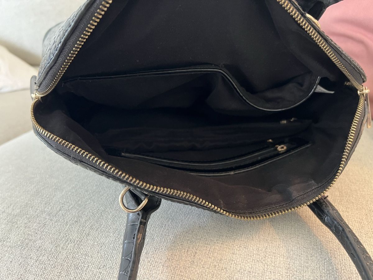 Taschen für Damen: Handtasche schwarz Krokoleder-Optik – Gebraucht aus Watt von morhea 3