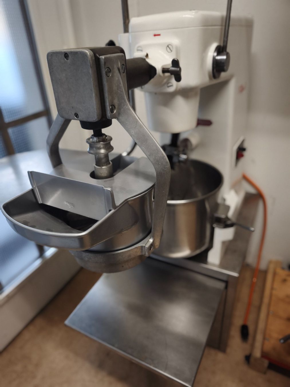 Lips Elettrodomestici da cucina: Lips Junior mit Gemüseschneider Pasevite Fleischwolf – Usato da Lengnau BE venduto da turbostef 6