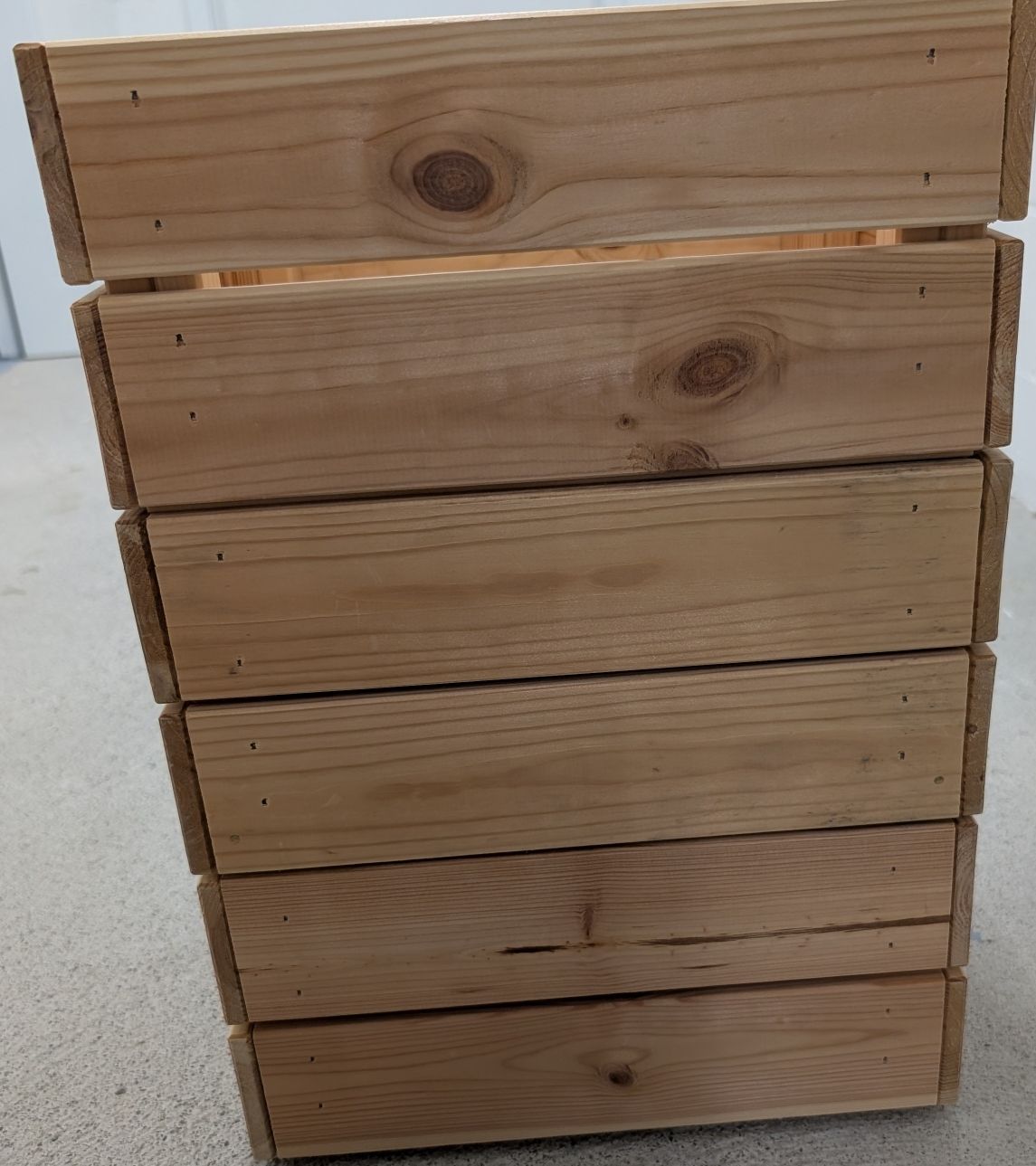 Holzartikel: Ikea KNAGGLIG Box, pine, 23x31x15 cm – Gebraucht aus Zürich von lad_6j8s