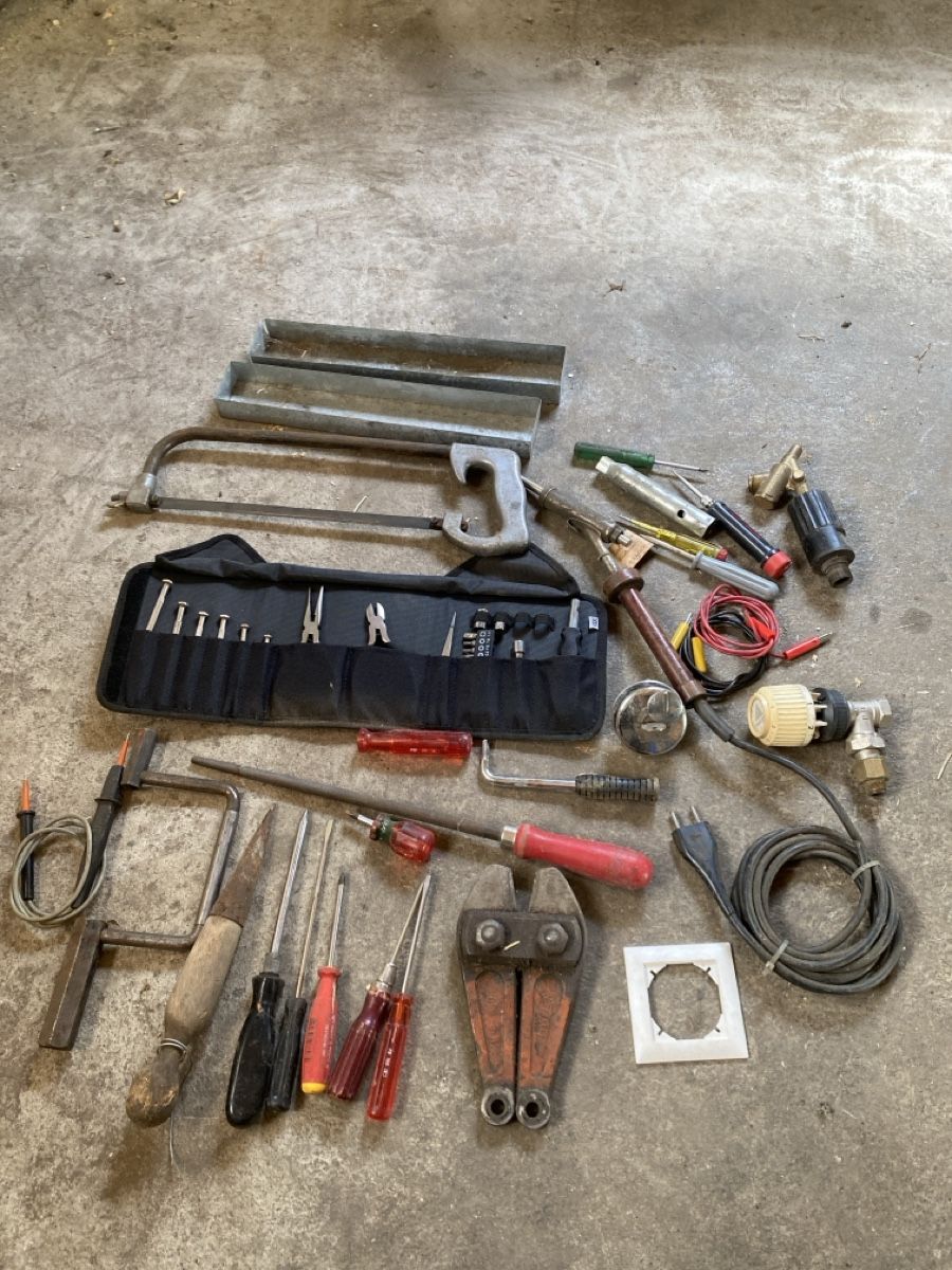 Tous les outils: Werkzeug  – D'occasion à Zumholz par Rapid1965