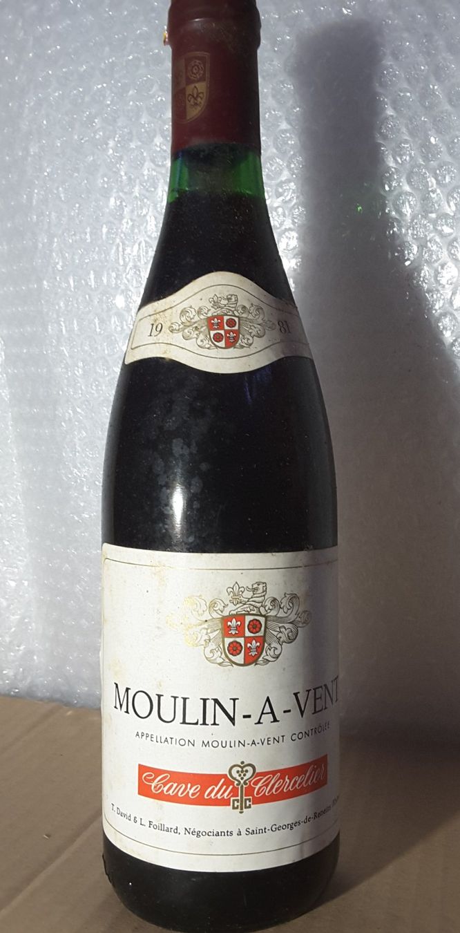 Vino: 1981 Moulin-à-Vent  T. David & L. Foillard – Nuovo (secondo la descrizione) da Schwerzenbach venduto da sl_37c 1