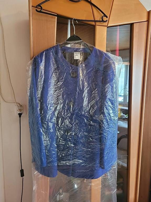 Giacche: A vendre Blazer bleu  – Usato da Murten venduto da cer_cr9z