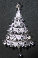Seltene Weihnachts – Brosche Tannenbaum Corel, 70s