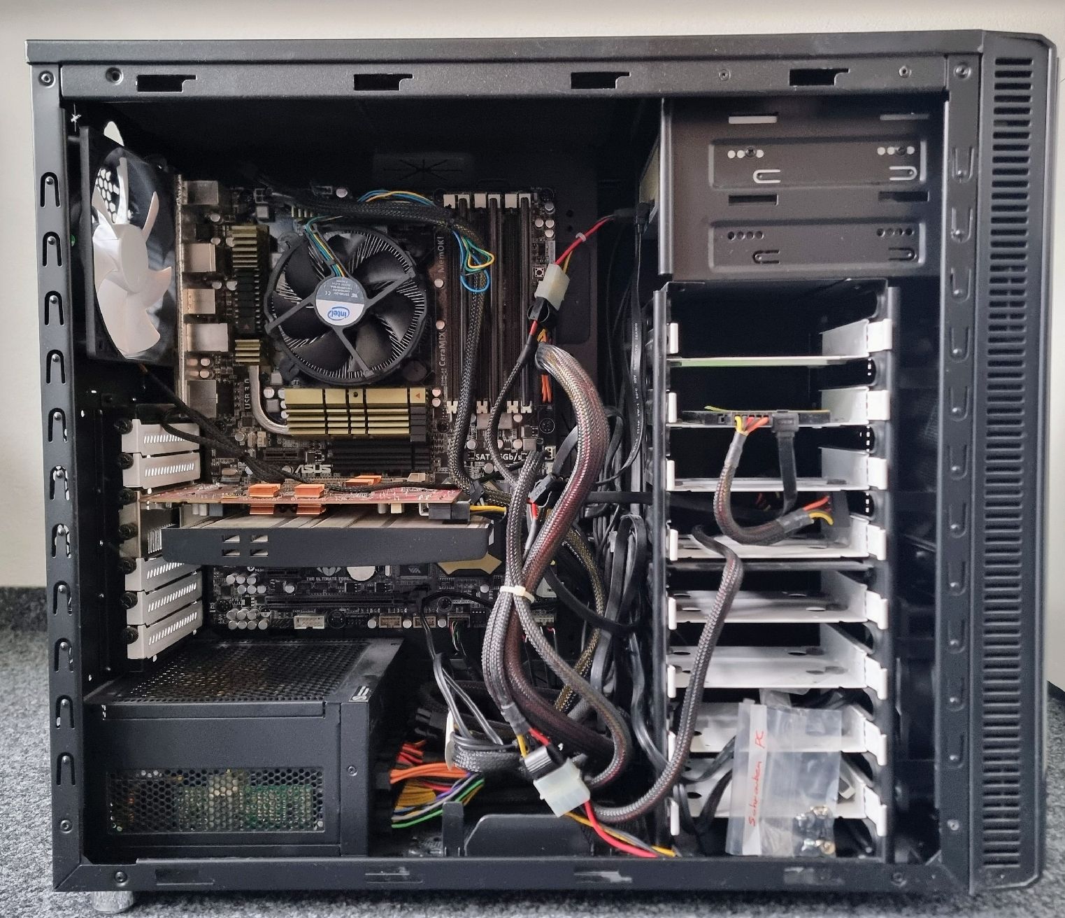 PC: Stand PC – Usato da Wolfertswil venduto da Jtouareg 4