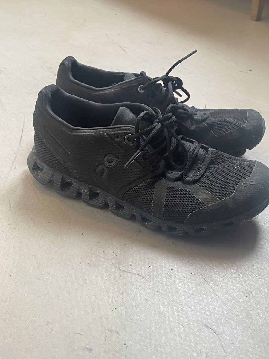 On Damenschuhe: On Running Cloud Schuhe, 37 – Gebraucht aus Zürich von zit_6ppj
