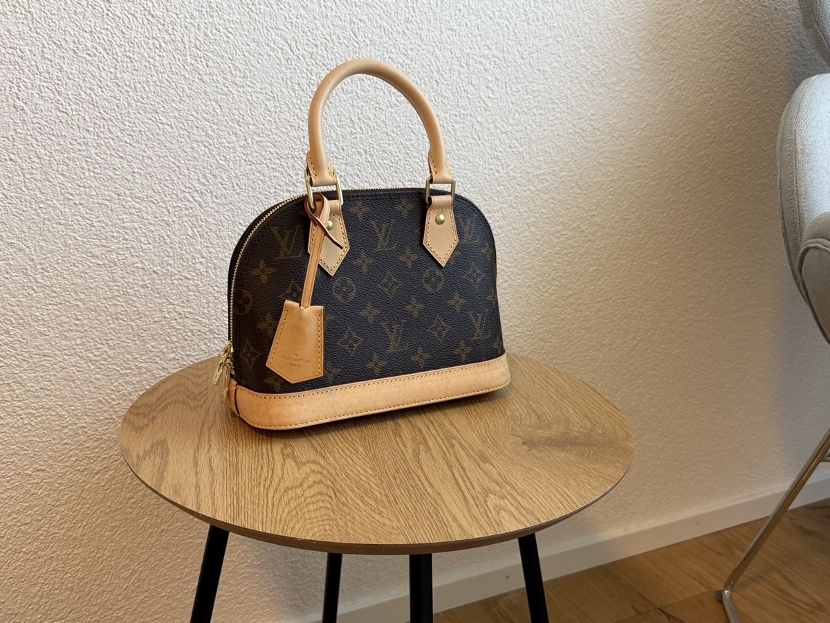Louis Vuitton Borse da donna: Louis Vuitton Alma BB Monogram Handtasche – Usato da Frauenfeld venduto da Ariuki 3