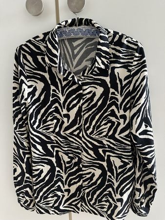 Schicke Zebra Bluse Gr. MTop Zustand!