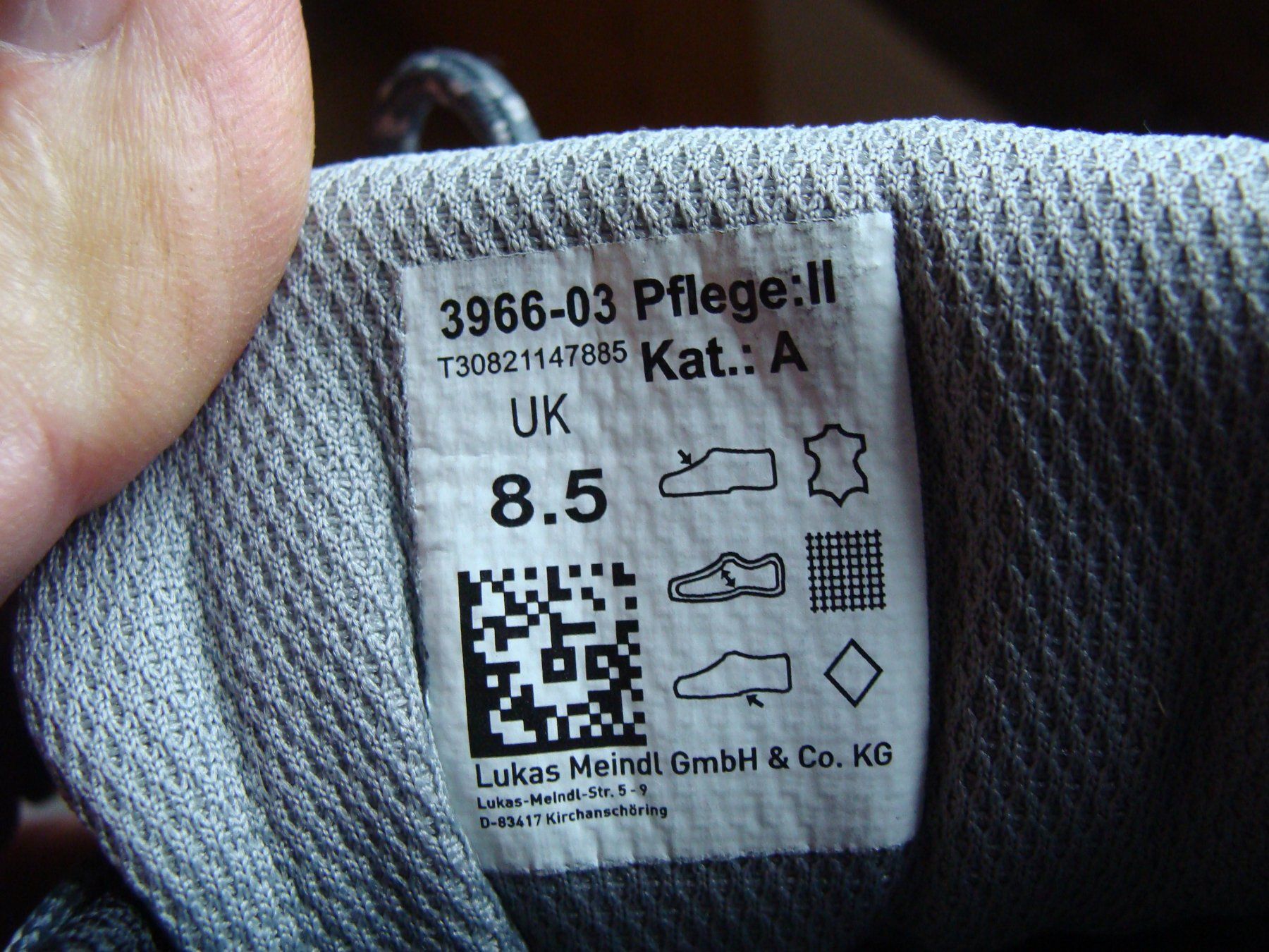 Meindl Scarpe da uomo: Meindl Trekkingschuh Wanderschuh Gr. 8,5 / 42,5 Leder – Usato da Haslen AI venduto da traktor05 2