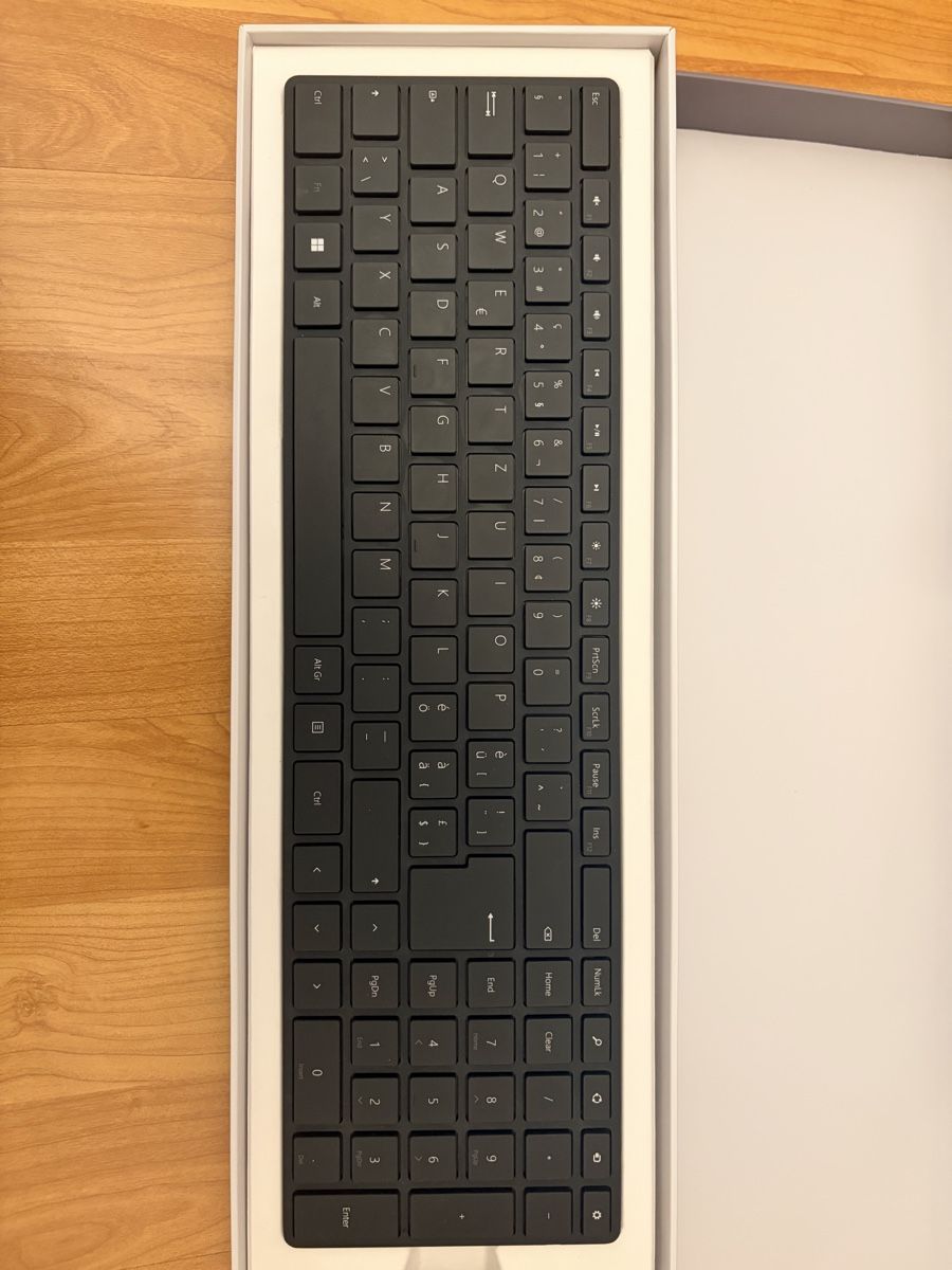 Microsoft Tastiere: Microsoft Tastatur – Nuovo (secondo la descrizione) da Bellikon venduto da SvenMaerki 1