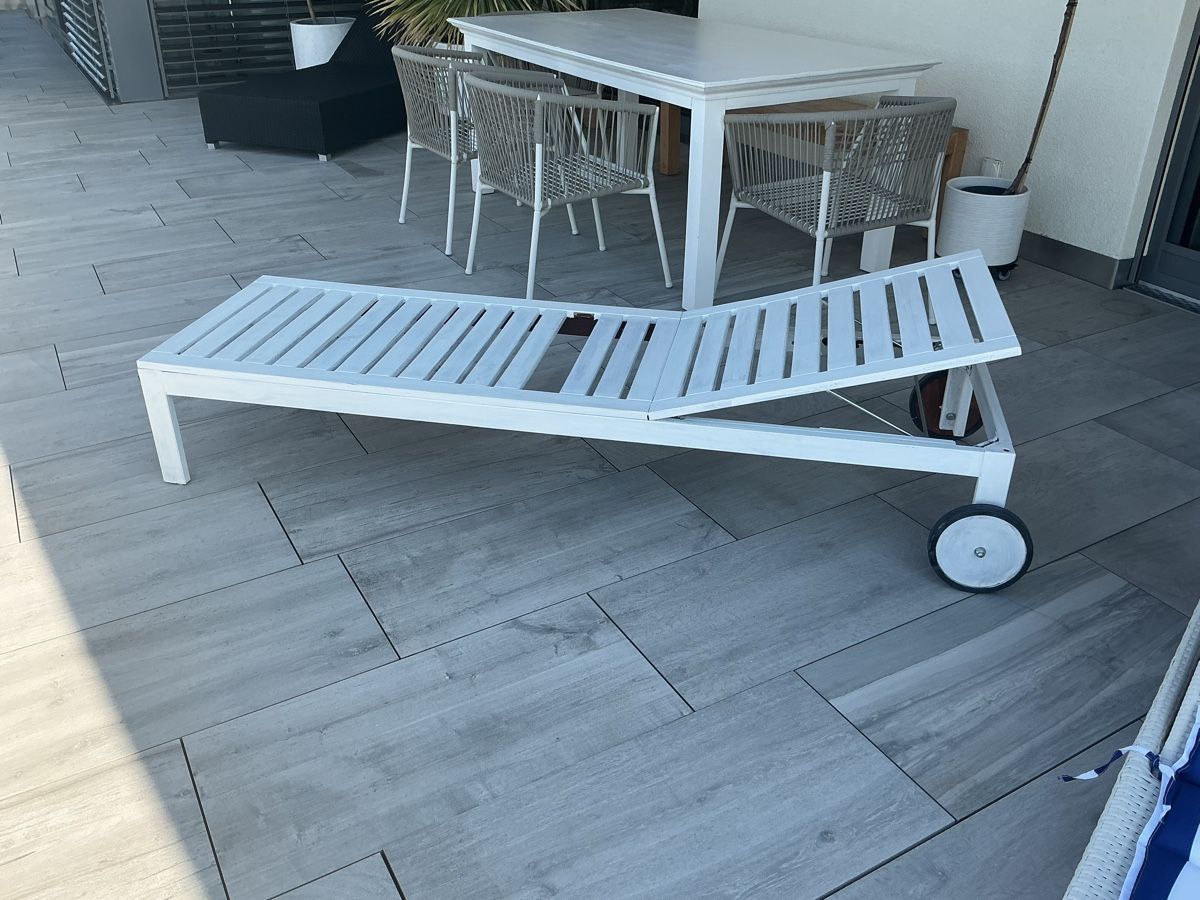 Ikea Liegen & Liegestühle: Sonnenliege, weiss angemalt  – Gebraucht aus Hedingen von Cessna72